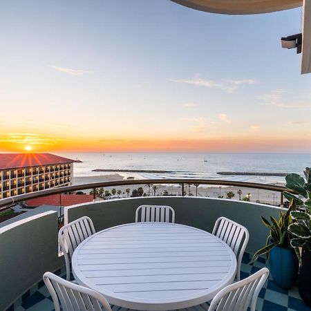 Sunsets Paradise 2Br With Parking By Beachfront Stay Herzliya Exterior photo