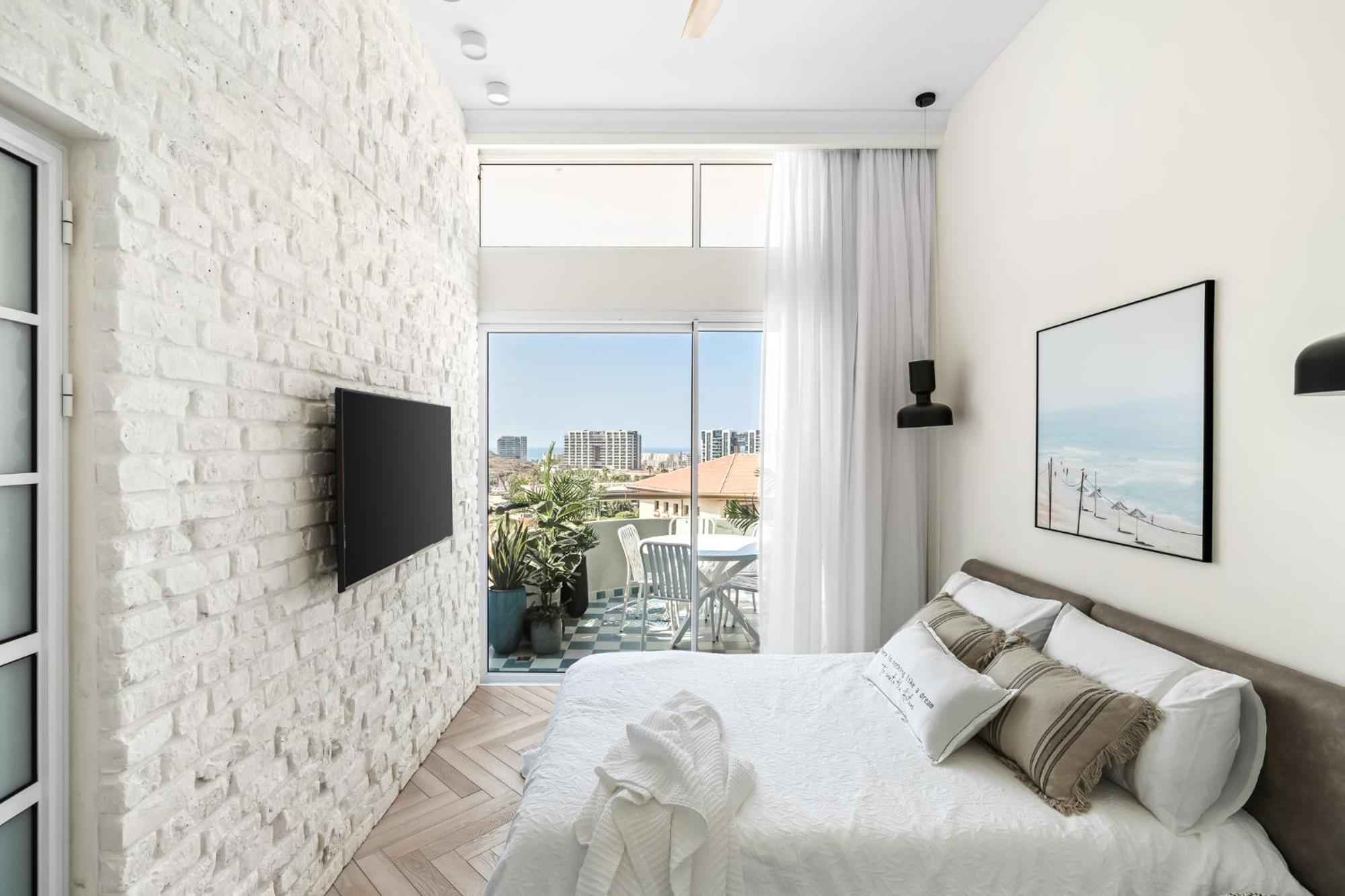 Sunsets Paradise 2Br With Parking By Beachfront Stay Herzliya Exterior photo