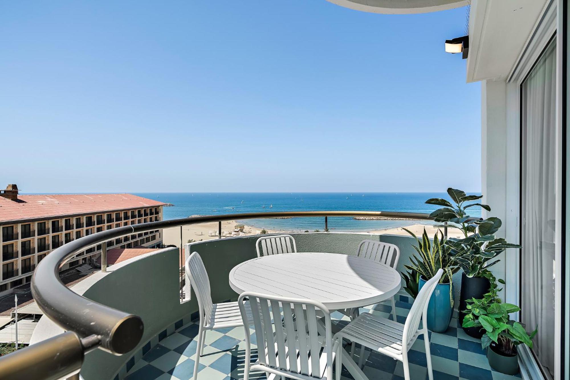 Sunsets Paradise 2Br With Parking By Beachfront Stay Herzliya Exterior photo